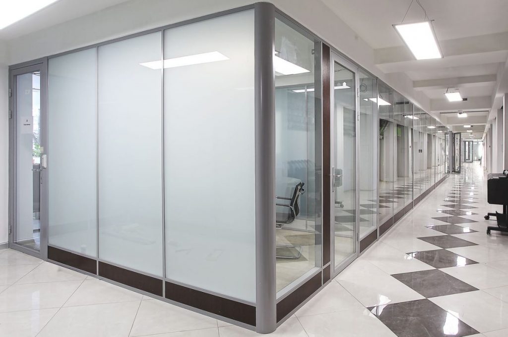 Алюминиевая перегодка 07